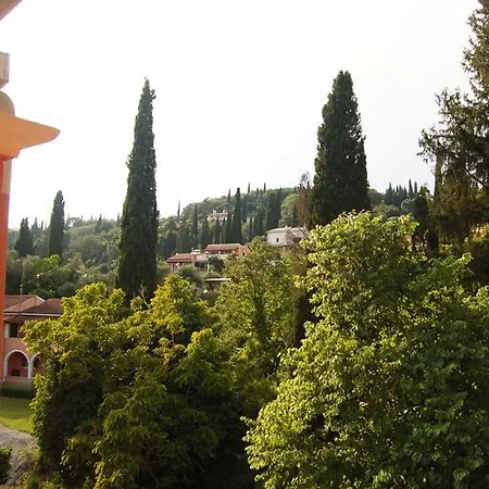 Vasiliki's Penthouse Κυνοπιάστες